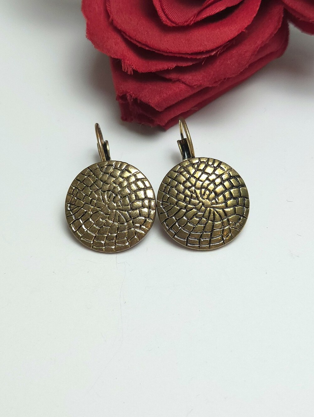 Antique Gold or Bronze Tone Textured Circle Drop Earrings